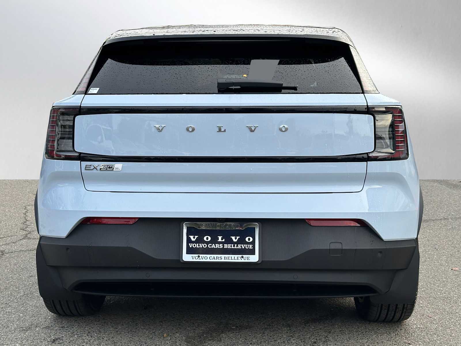 New 2026 Volvo EX30 Plus w/ Protection Package Premier image 4