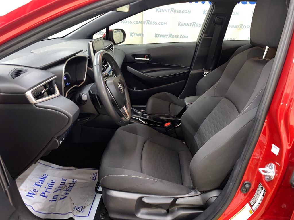 Used 2021 Toyota Corolla SE w/ Special Edition image 9