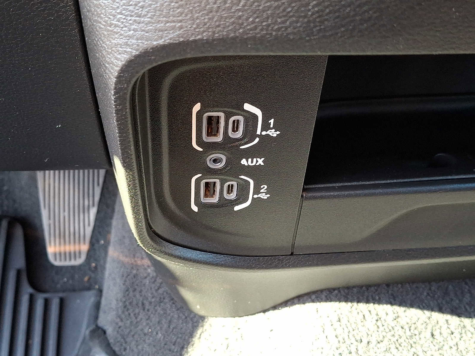 Used 2019 RAM 3500 Tradesman AWD/4WD image 25