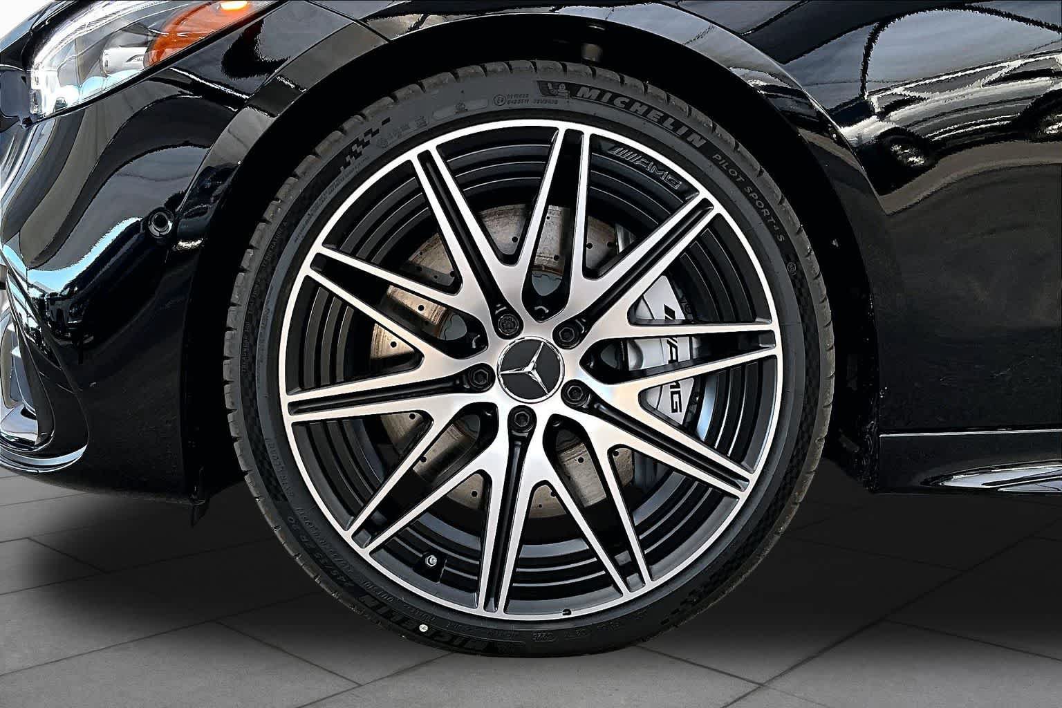 New 2026 Mercedes-Benz C 43 AMG 4MATIC Sedan image 21