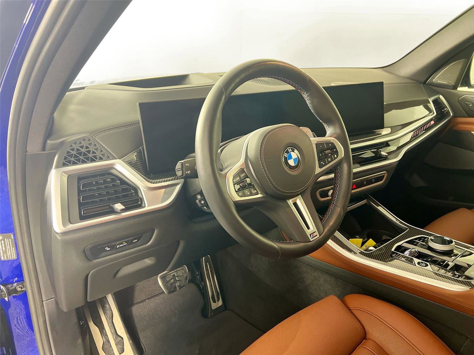 Used 2024 BMW X5 M60i image 10