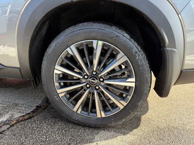 New 2026 Nissan Pathfinder Platinum w/ Cargo Package image 13