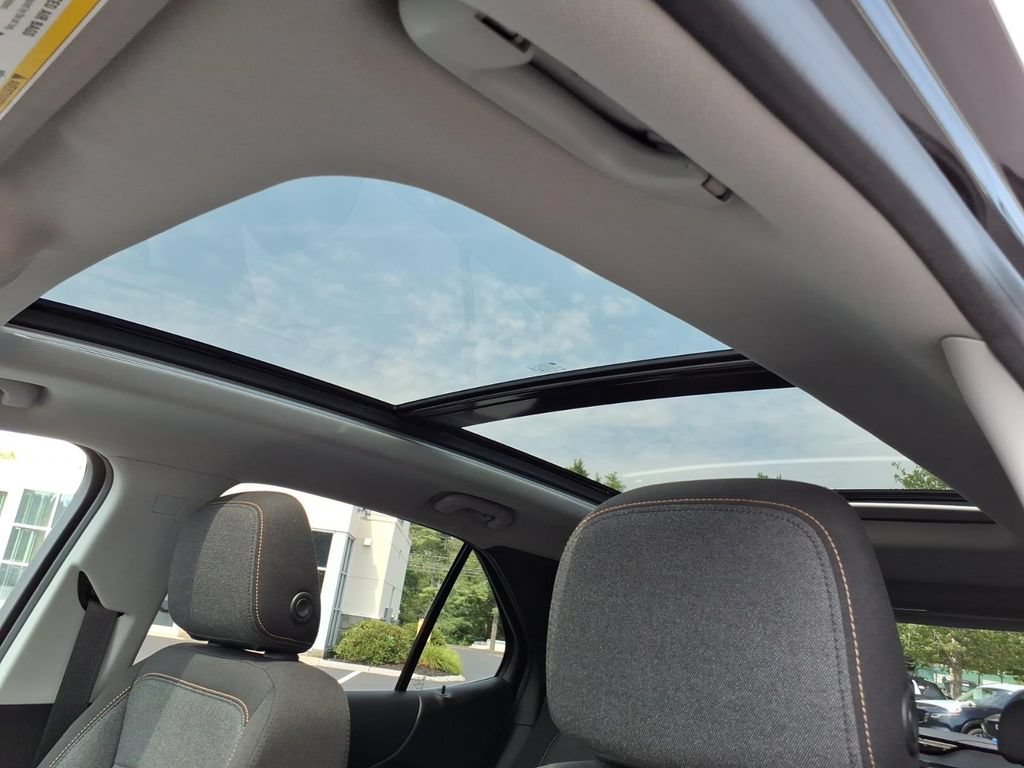 Used 2018 Chevrolet Equinox LT w/ Sun & Infotainment Package AWD/4WD image 17