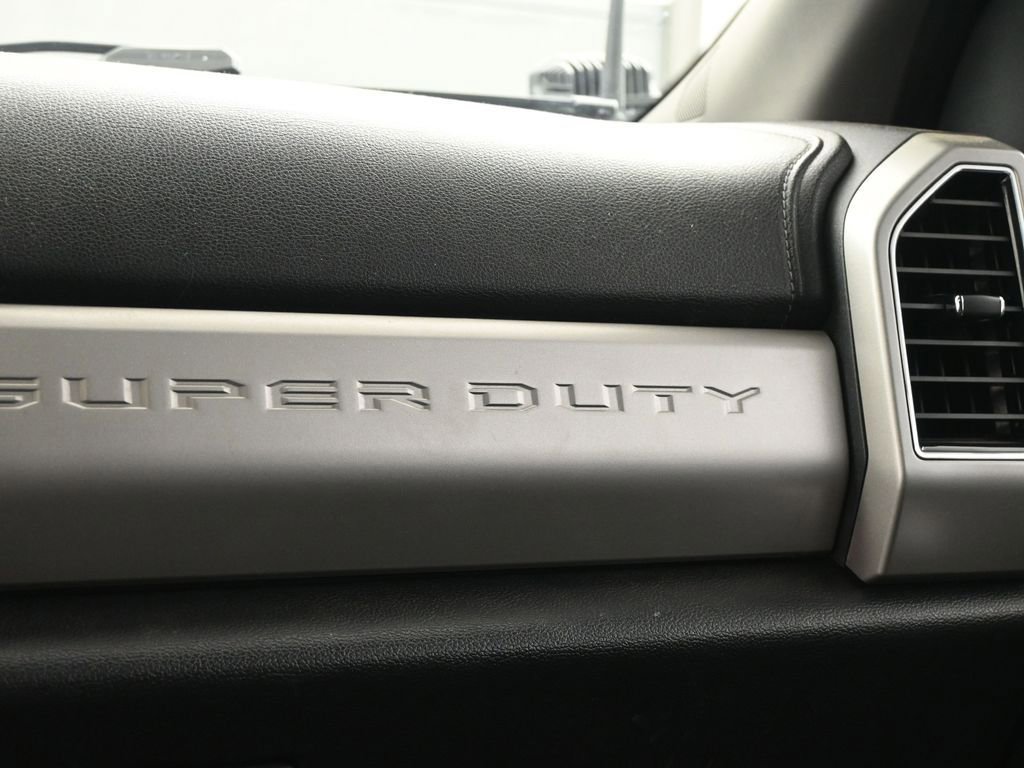 Used 2020 Ford F250 Lariat w/ Lariat Ultimate Package image 17