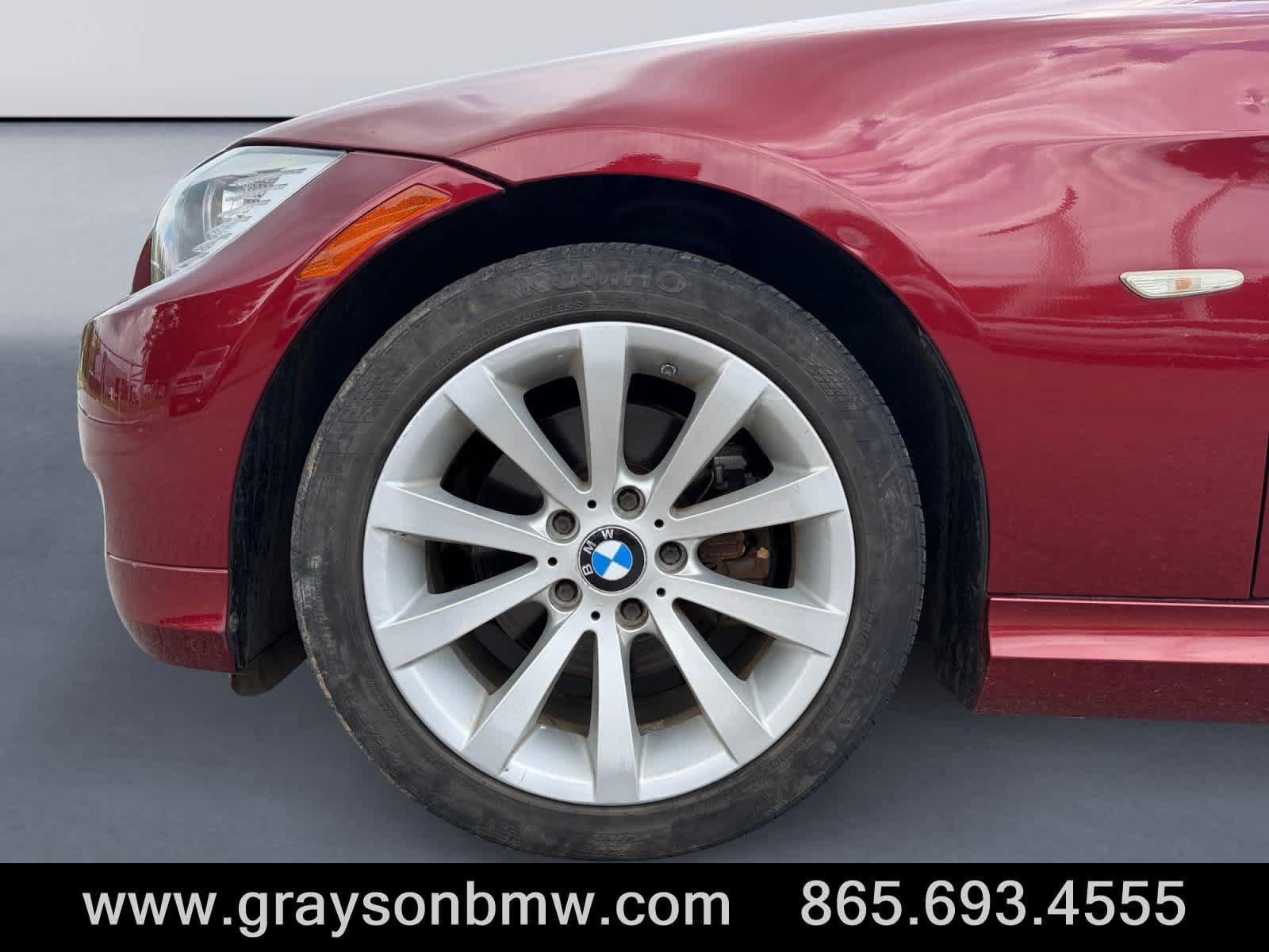 Used 2011 BMW 328i Sedan RWD image 9