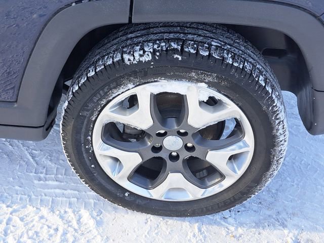 Used 2017 Jeep Compass Limited image 28