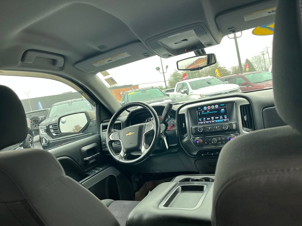 Used 2017 Chevrolet Silverado 1500 LT w/ All Star Edition image 27