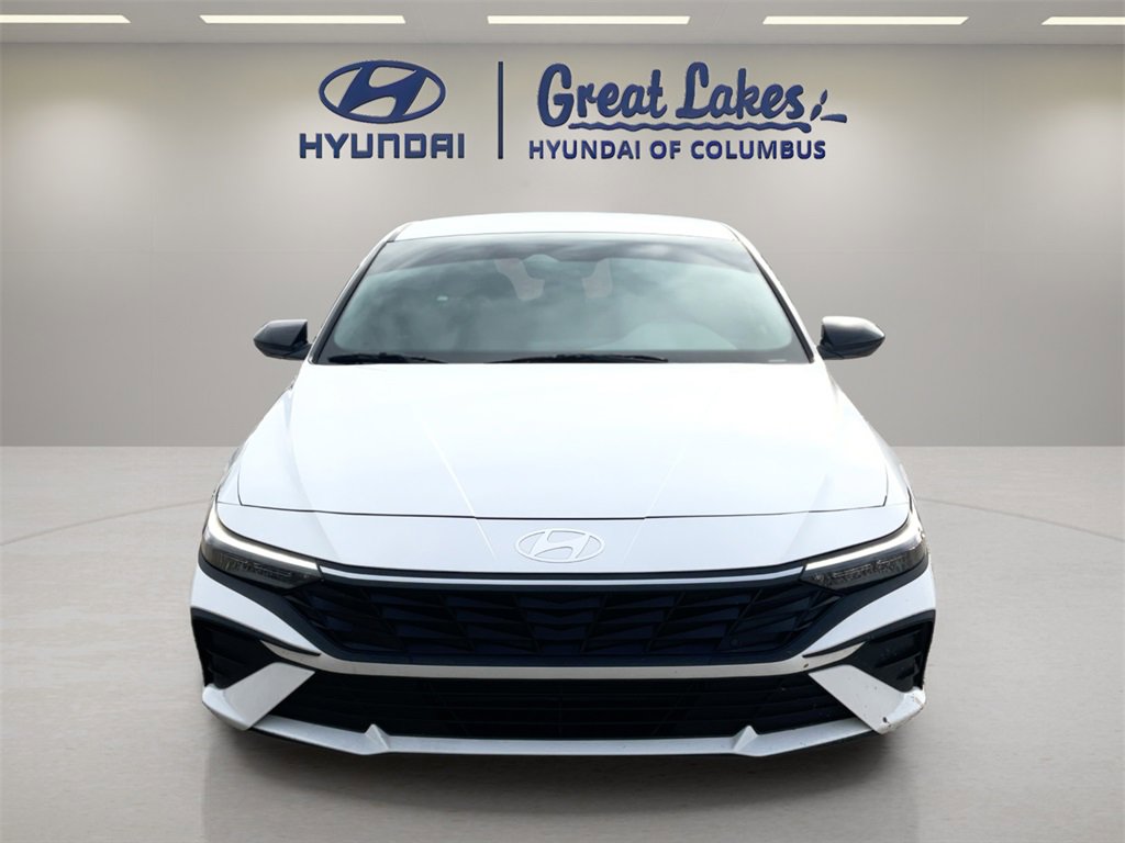 Certified 2025 Hyundai Elantra Sport image 8