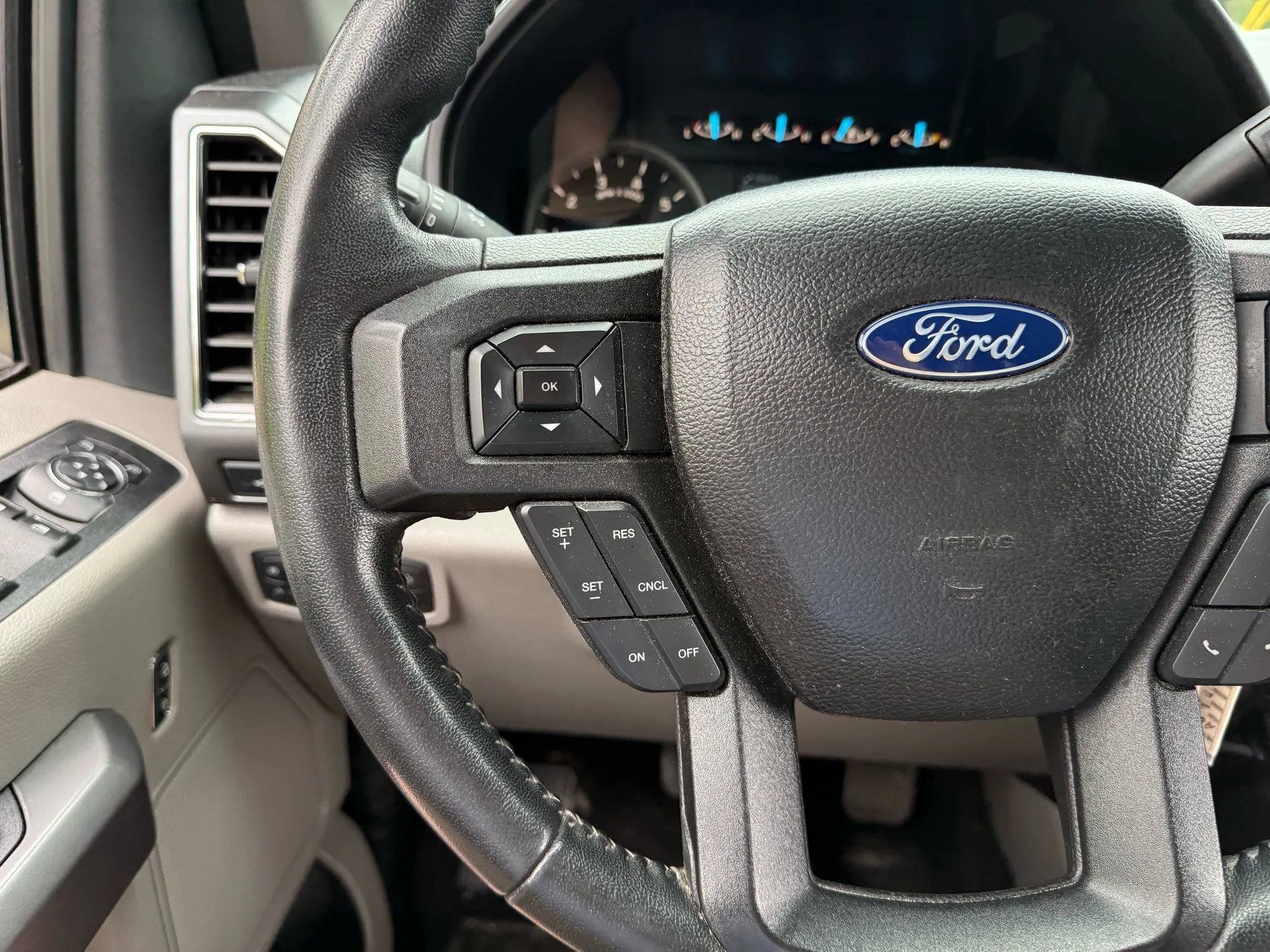 Used 2020 Ford F150 XLT w/ Equipment Group 302A Luxury image 25