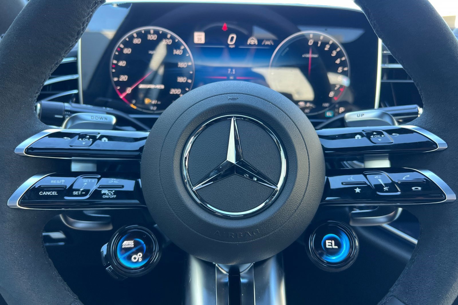 New 2026 Mercedes-Benz E 53 AMG e 4MATIC Sedan image 23