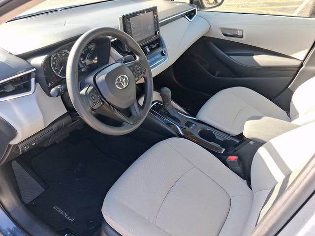 Used 2022 Toyota Corolla LE FWD image 11