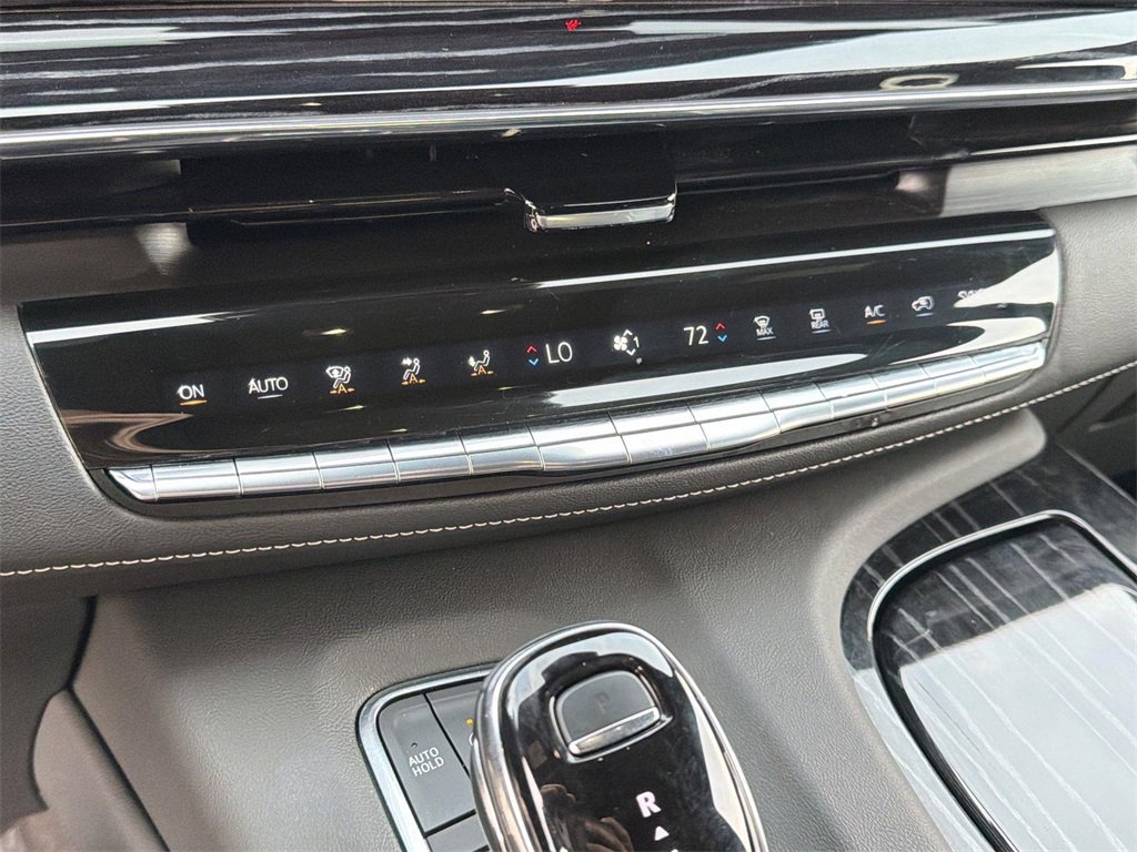 Certified 2023 Cadillac Escalade ESV Sport w/ LPO, ONYX Package image 12