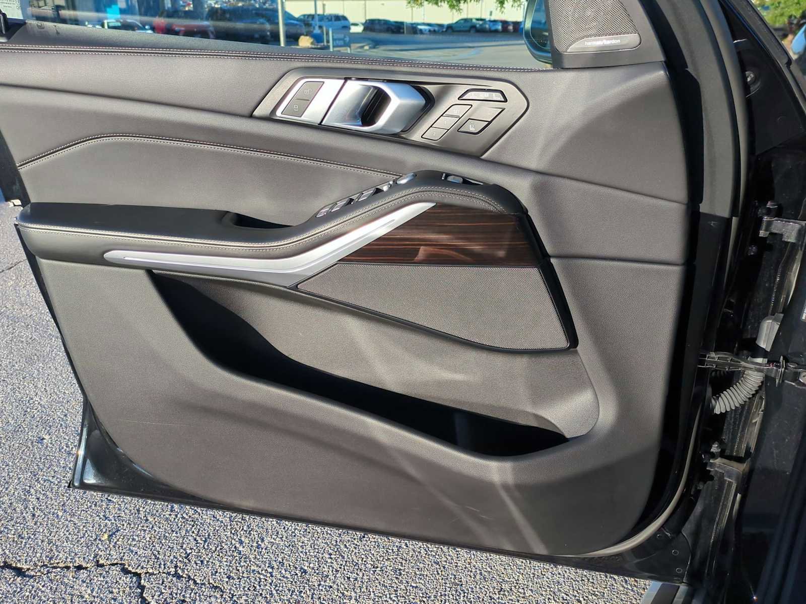 Used 2025 BMW X7 xDrive40i image 23