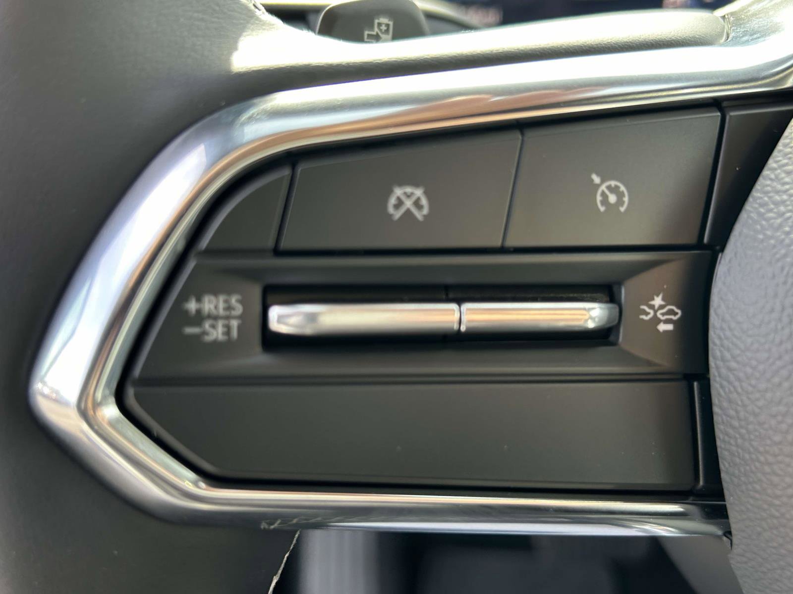 New 2026 Chevrolet Equinox EV LT image 21