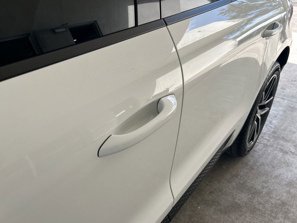 Used 2022 Porsche Macan image 15