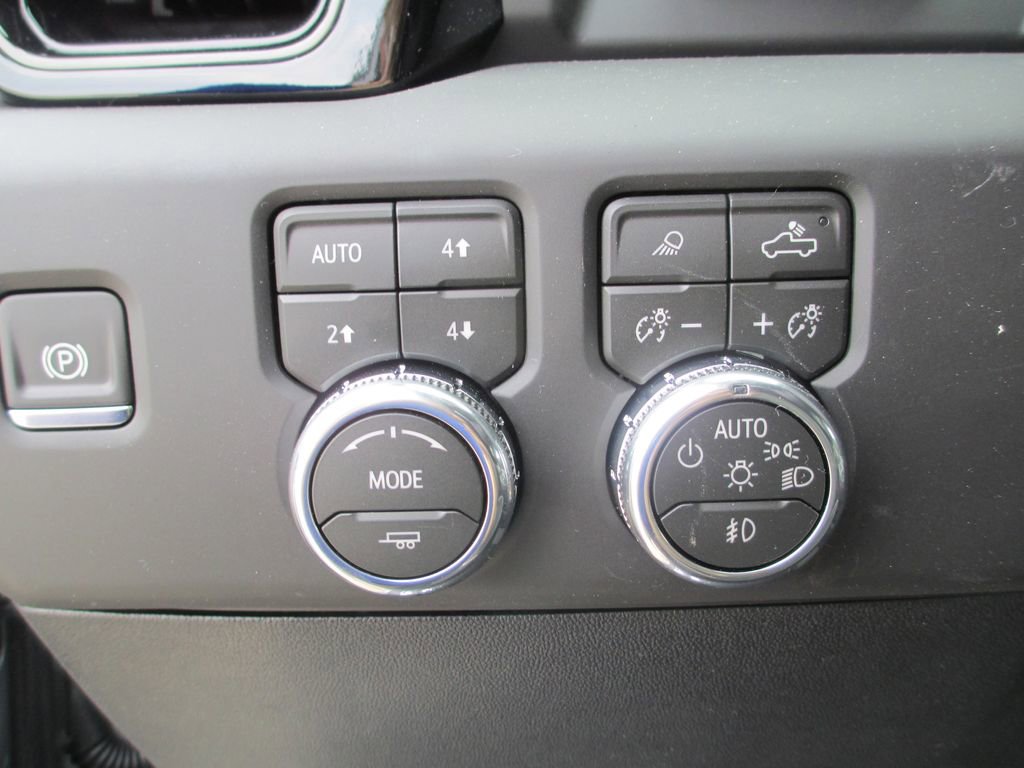 New 2026 GMC Sierra 2500 AT4X AWD/4WD image 17
