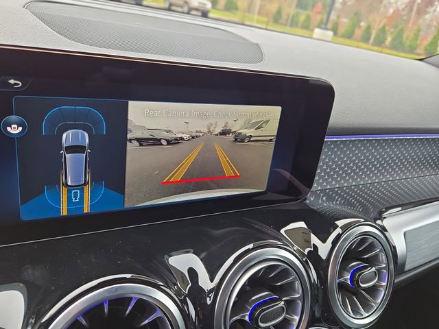 New 2026 Mercedes-Benz GLB 250 4MATIC image 13