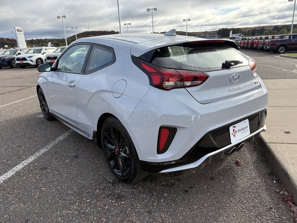 Used 2020 Hyundai Veloster Turbo R-Spec image 3