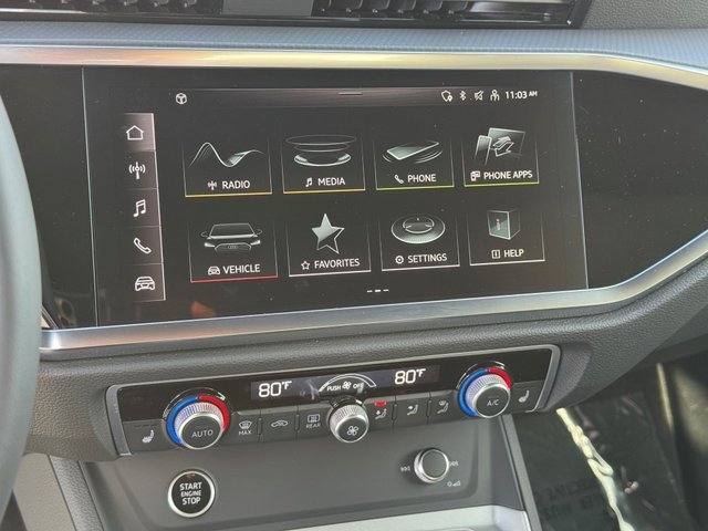 Certified 2025 Audi Q3 2.0T Premium Plus w/ Premium Plus Package image 27