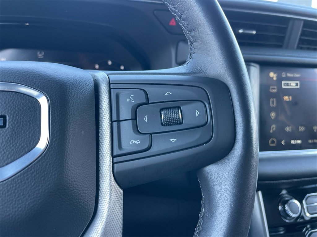 Used 2023 GMC Yukon XL Denali image 19