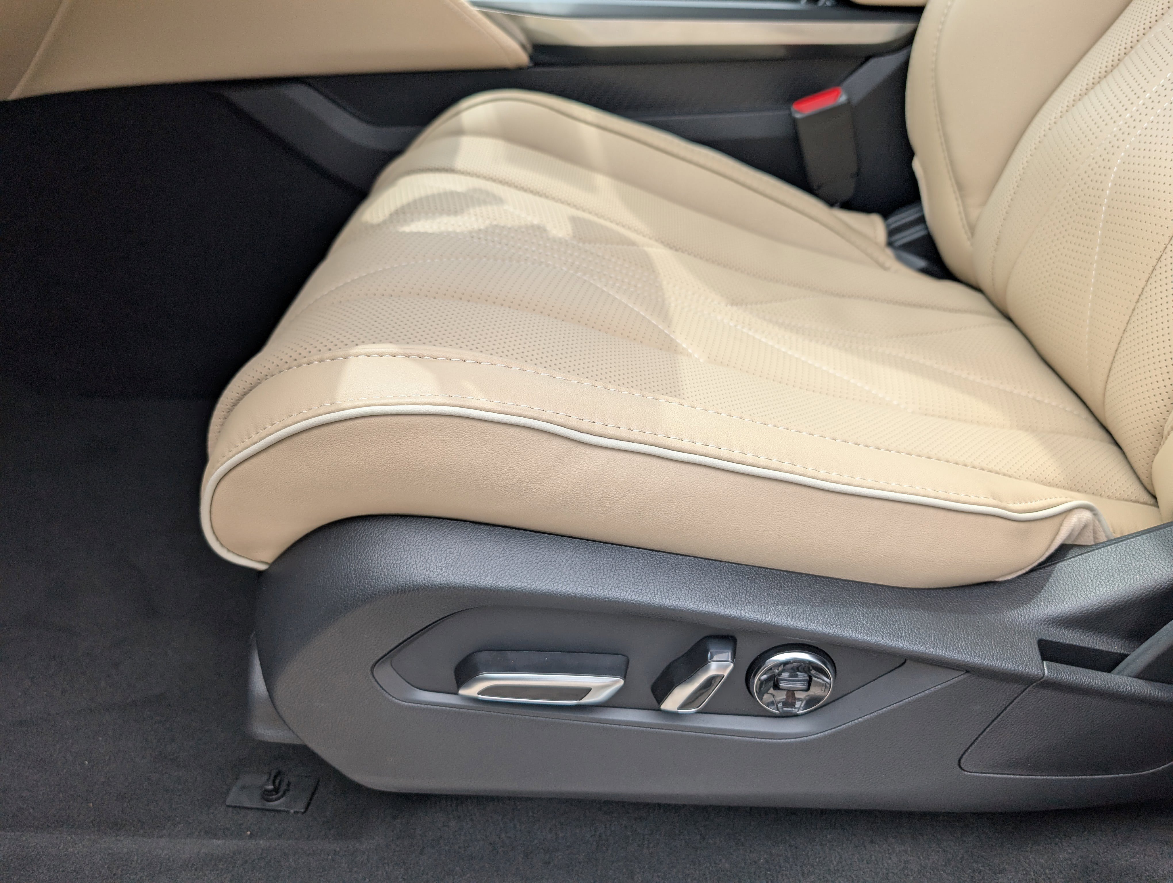 New 2026 Acura MDX SH-AWD w/ Advance Package image 8