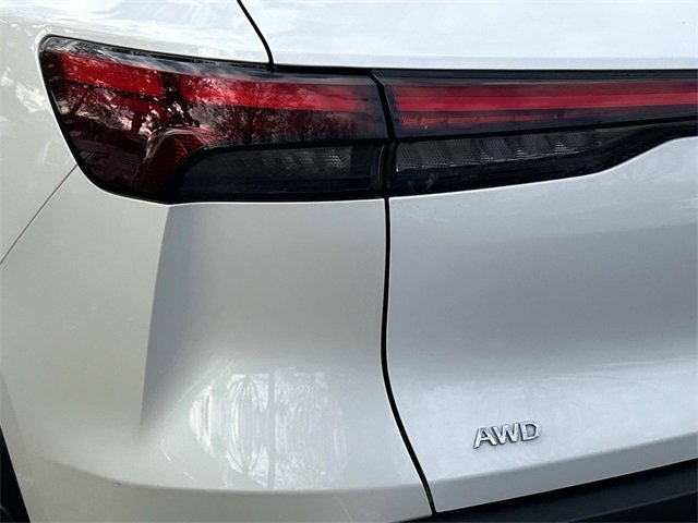 Certified 2024 INFINITI QX60 Luxe w/ Vision Package image 12