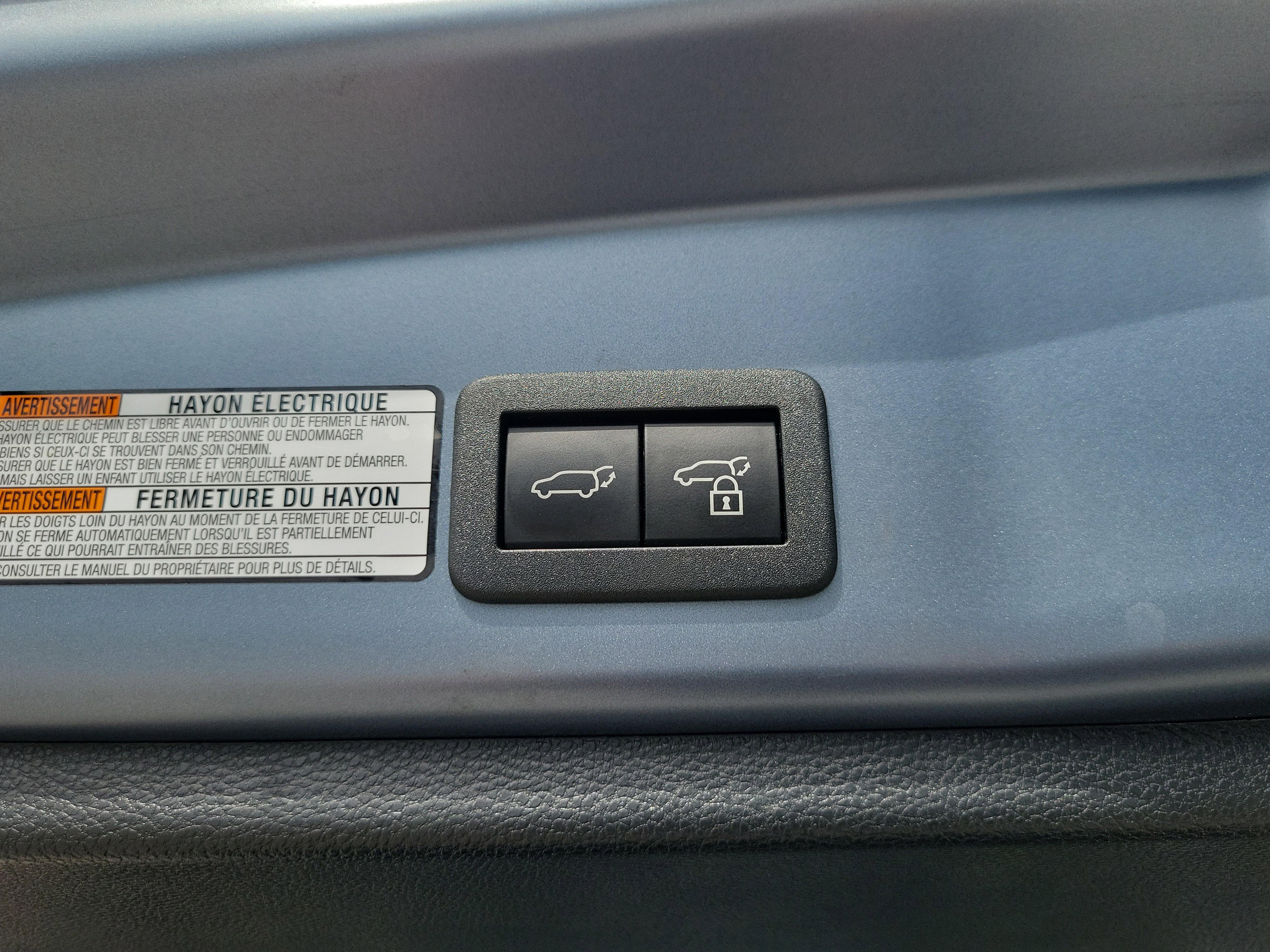 Used 2024 Toyota Corolla Cross AWD Hybrid w/ Convenience Package image 18