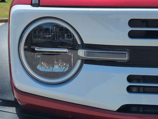 New 2026 Ford Bronco Heritage Edition AWD/4WD image 9