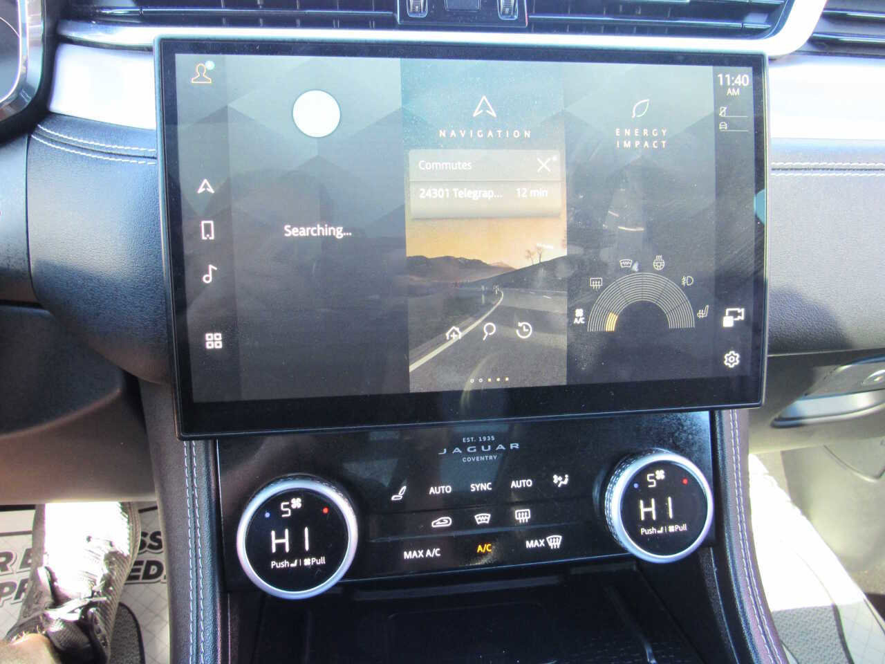 Used 2024 Jaguar F-PACE R-Dynamic S image 23