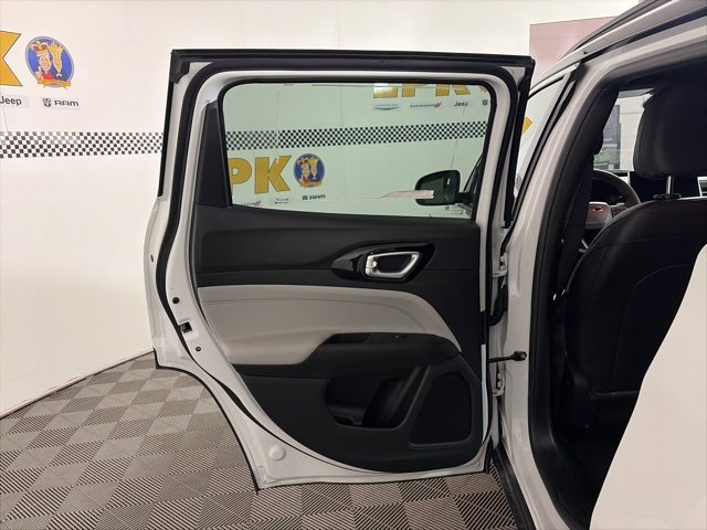 New 2026 Jeep Compass Limited image 20