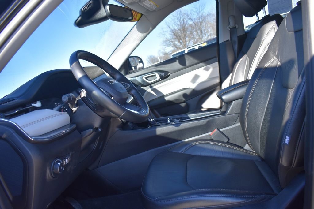Used 2022 Jeep Compass Limited AWD/4WD image 25