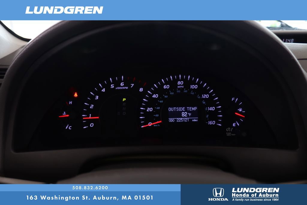 Used 2011 Toyota Camry XLE image 6