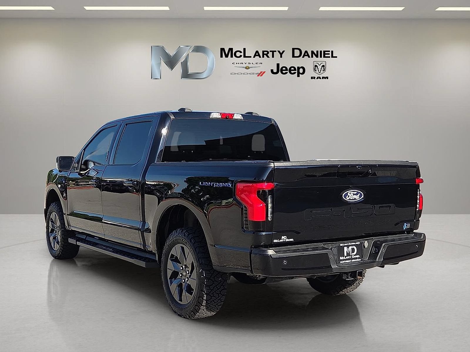 Used 2024 Ford F150 Lightning Flash w/ Max Trailer Tow Package AWD/4WD image 4