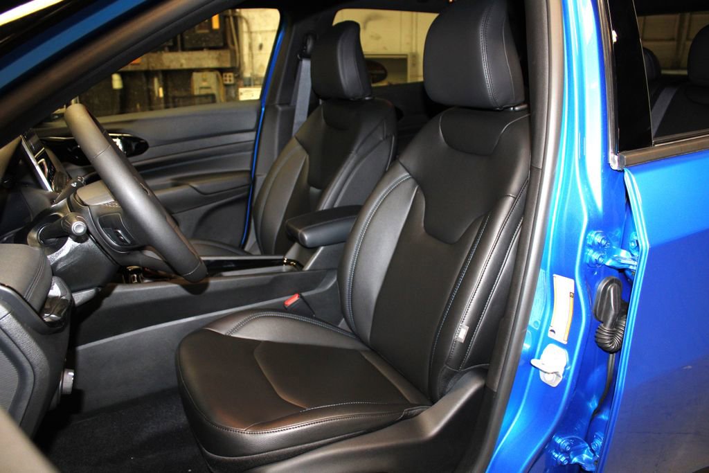 New 2026 Jeep Compass Limited image 24