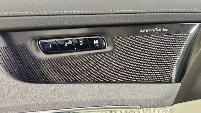 New 2026 Volvo XC90 B6 Ultra w/ Protection Package AWD/4WD image 11