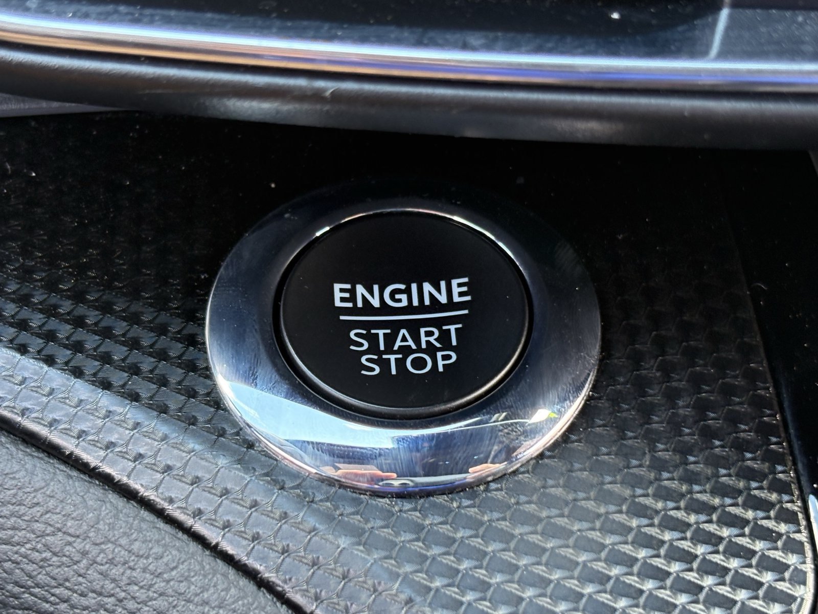 Certified 2022 Ford Explorer ST AWD/4WD image 32
