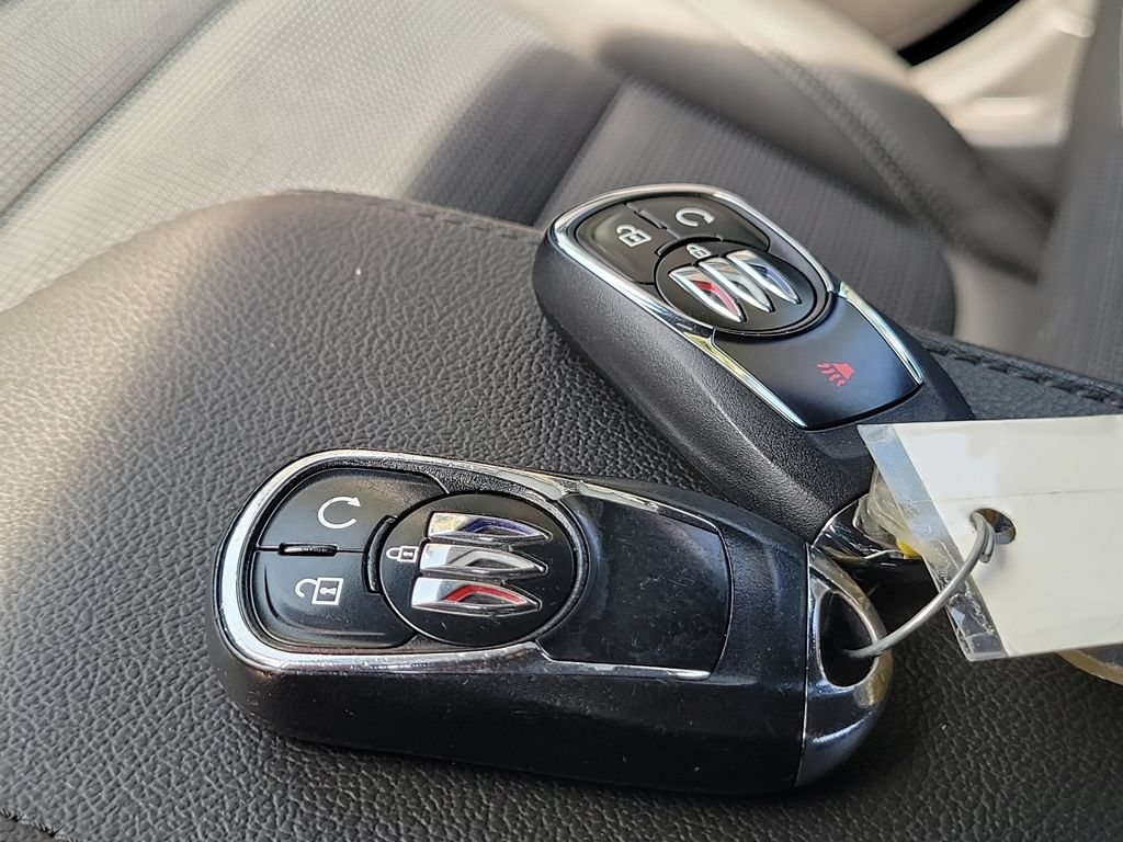 Used 2024 Buick Envista Preferred w/ Convenience I Package FWD image 37