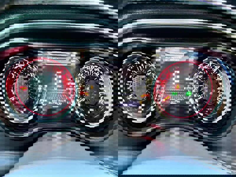 Used 2017 Dodge Challenger R/T image 24