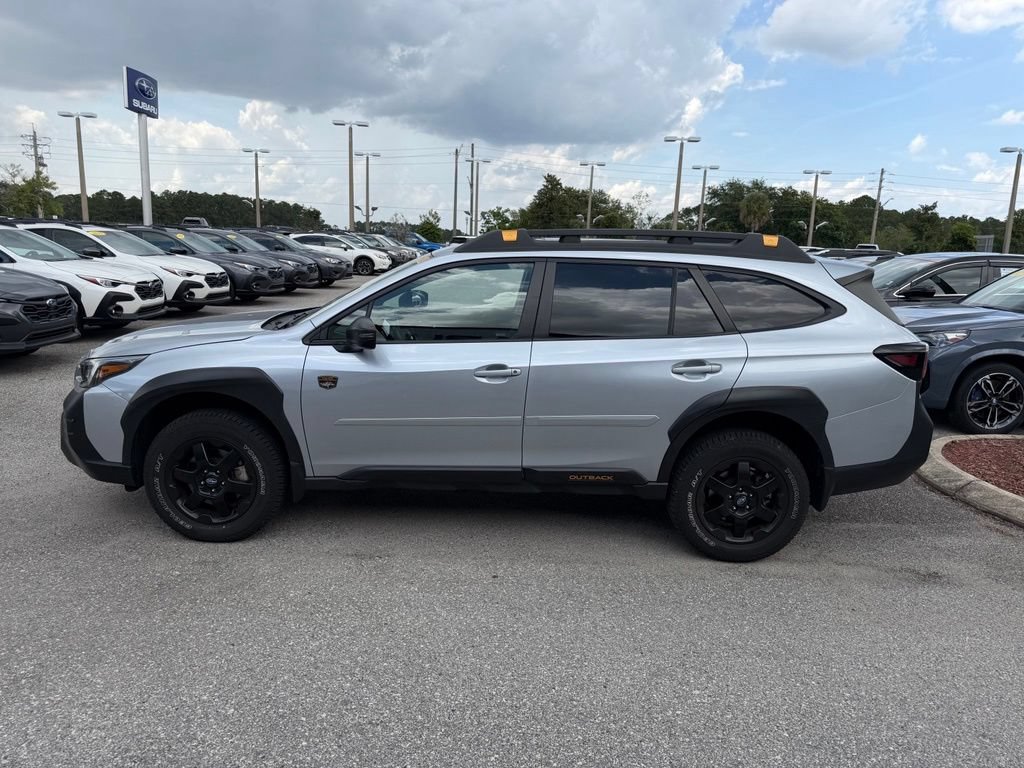 Used 2022 Subaru Outback Wilderness AWD/4WD image 10