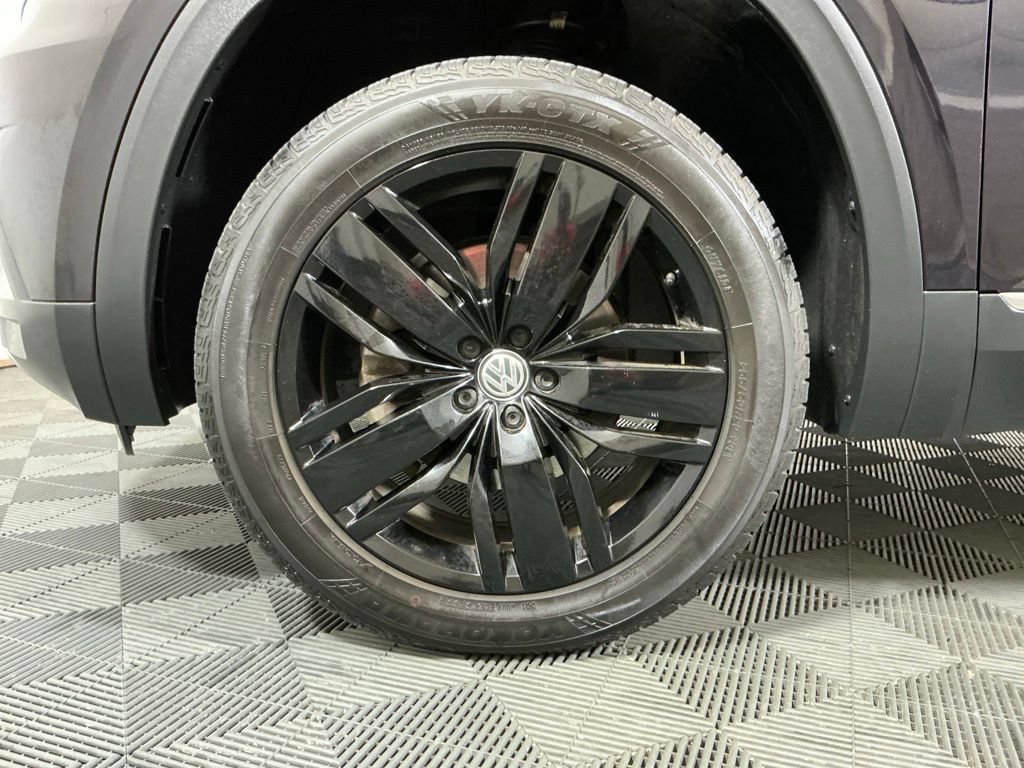 Used 2019 Volkswagen Atlas SEL FWD image 32