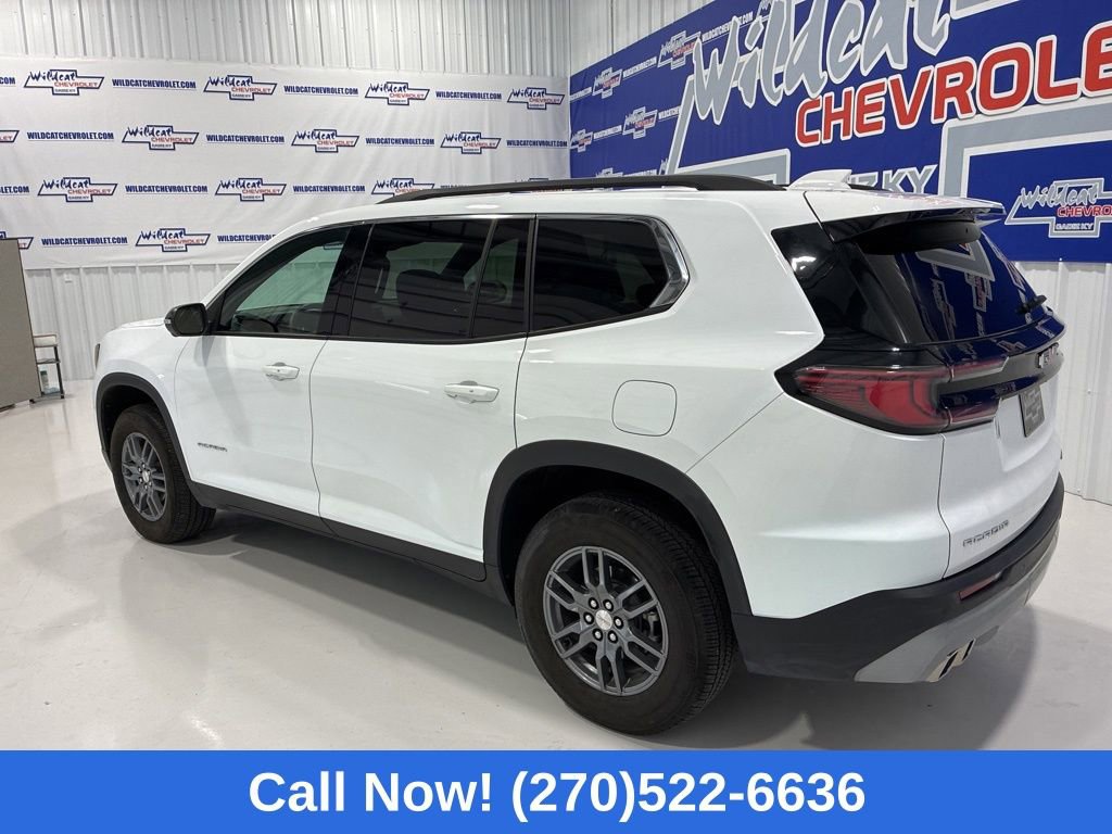 Used 2025 GMC Acadia Elevation FWD image 4