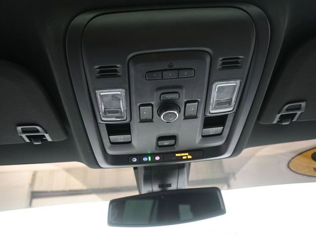 Used 2022 GMC Yukon AT4 image 13