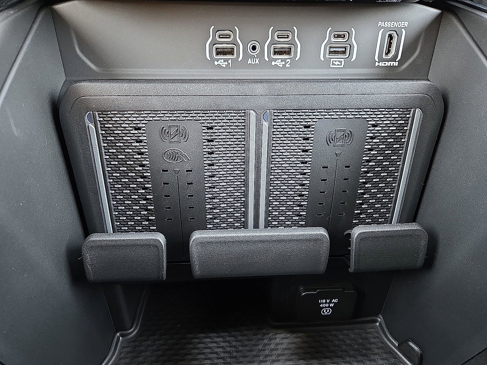 New 2026 RAM 1500 Laramie w/ Night Edition image 19