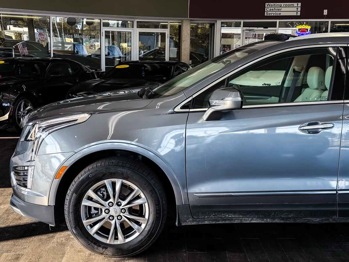 Used 2022 Cadillac XT5 Premium Luxury image 9