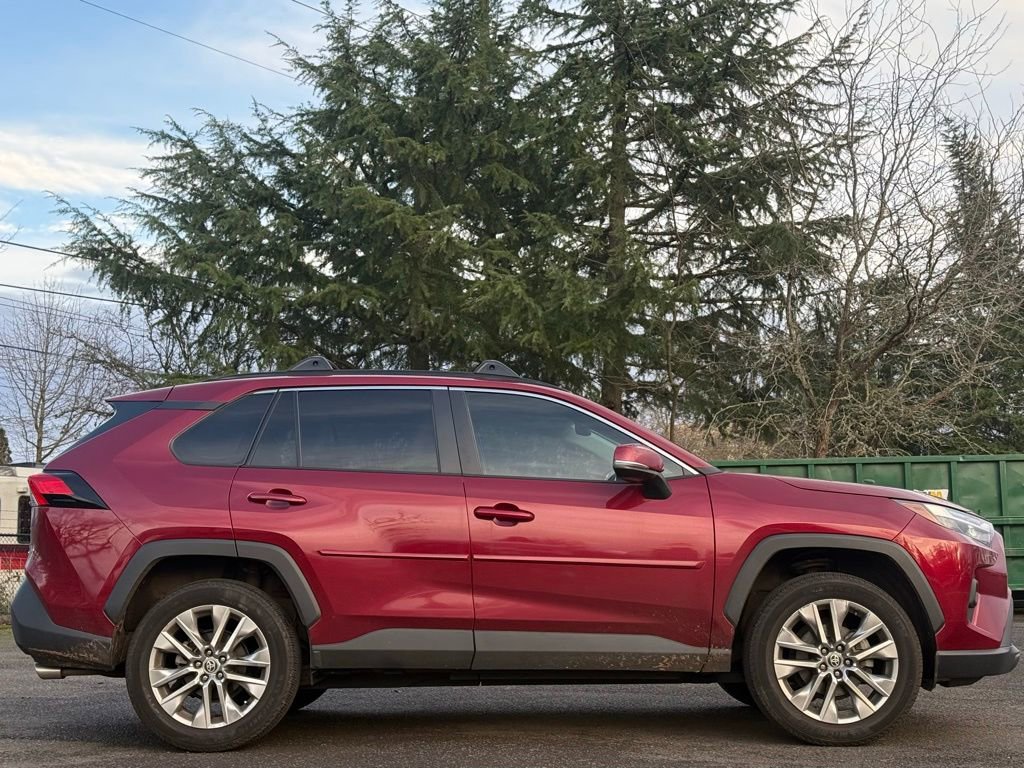 Certified 2023 Toyota RAV4 XLE Premium image 6
