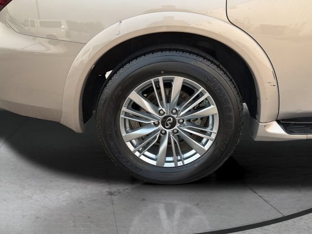 Used 2018 INFINITI QX80 4WD w/ All Season Package image 31