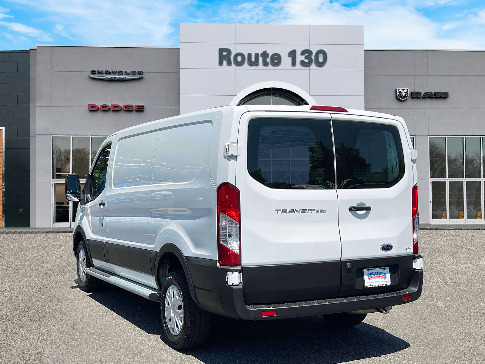 Used 2025 Ford Transit 250 Low Roof w/ Exterior Upgrade Package RWD image 3