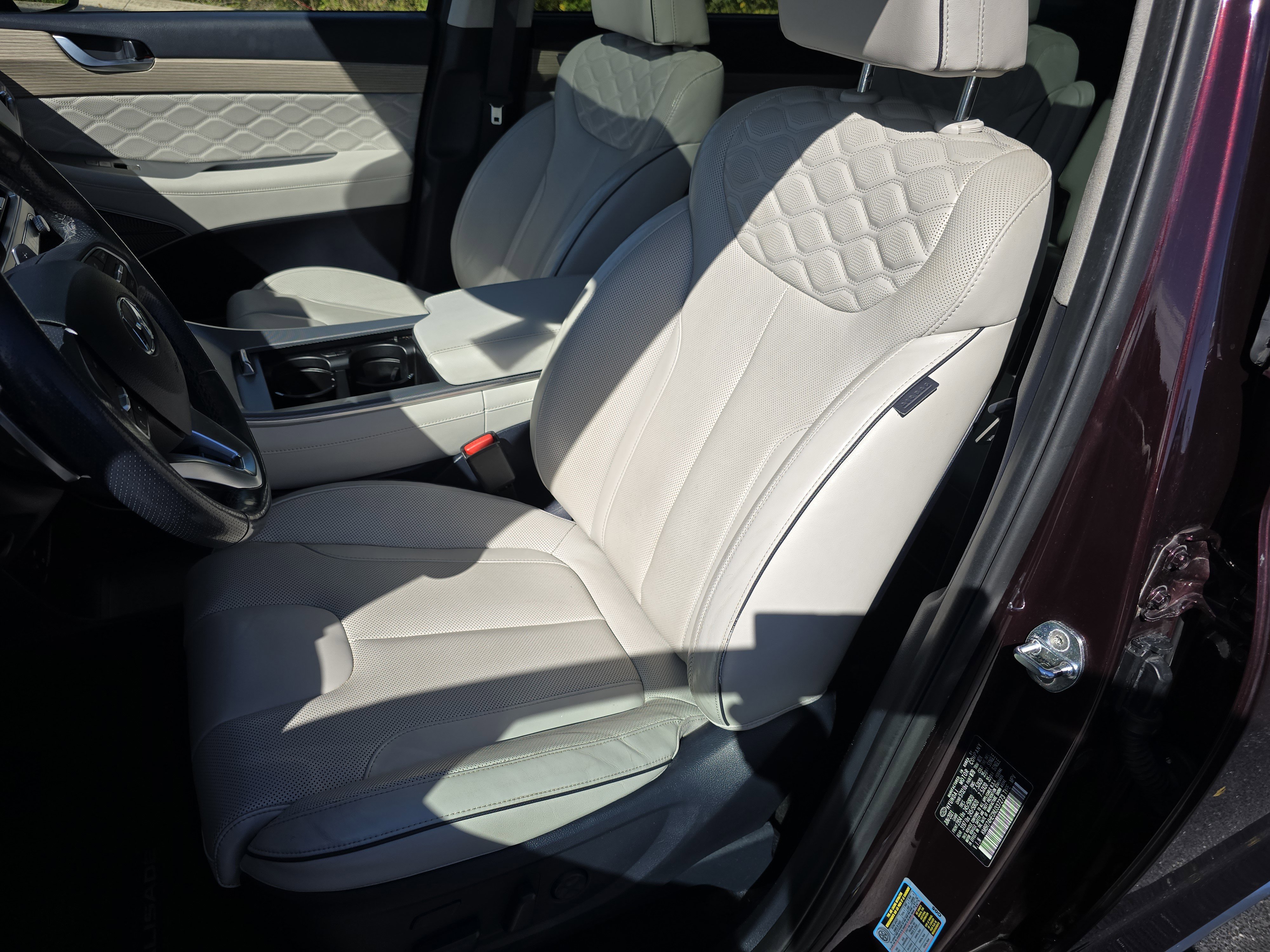 Used 2022 Hyundai Palisade Calligraphy image 39