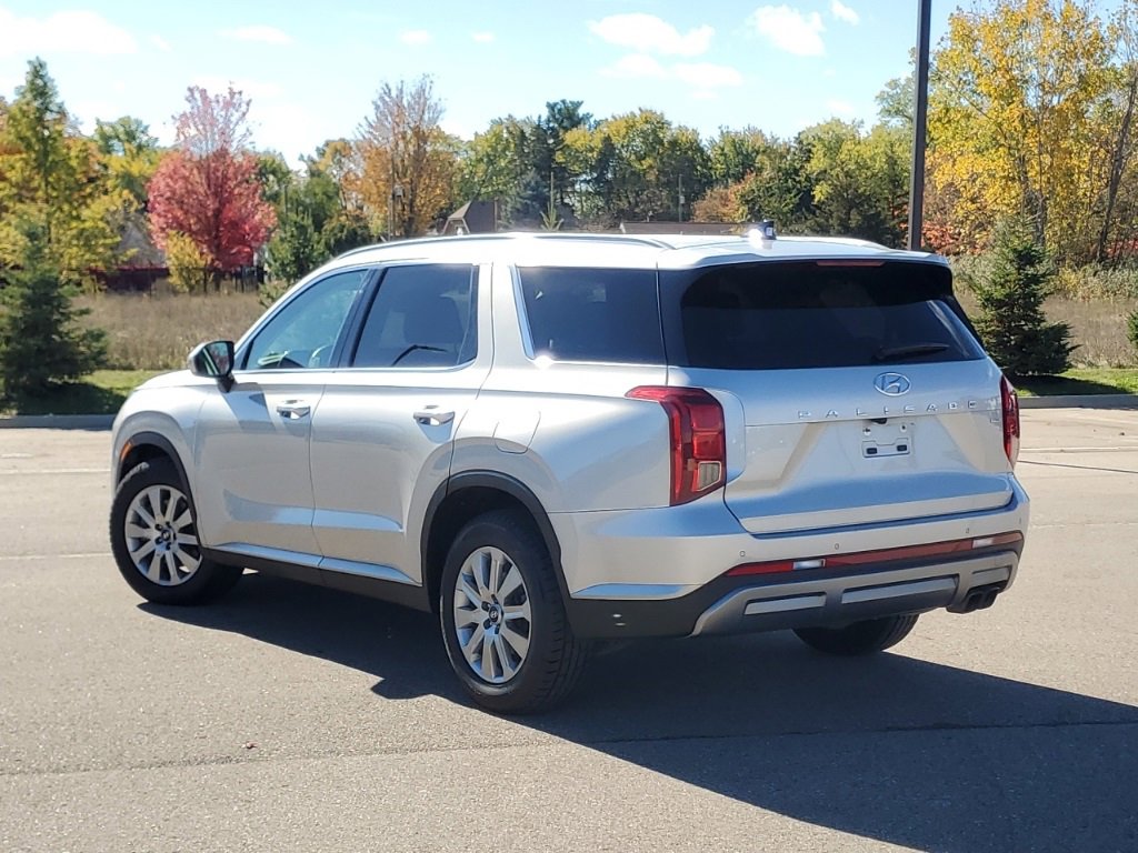 Used 2024 Hyundai Palisade SEL image 3