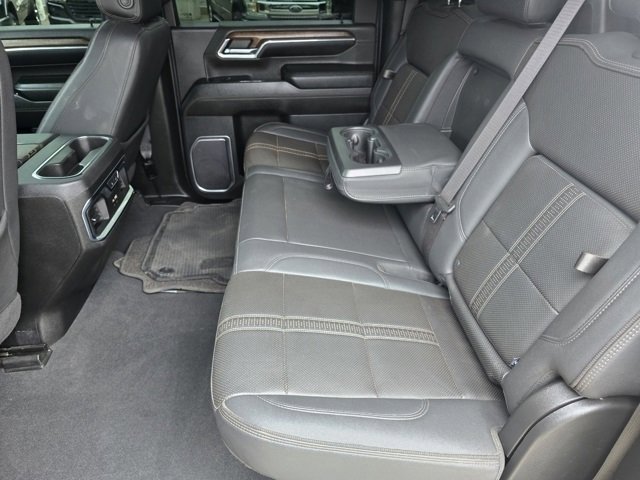 Used 2024 Chevrolet Silverado 3500 High Country image 38